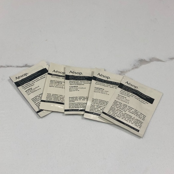 Aesop Petitgrain Hydrating Body Gel - Picture 7 of 8